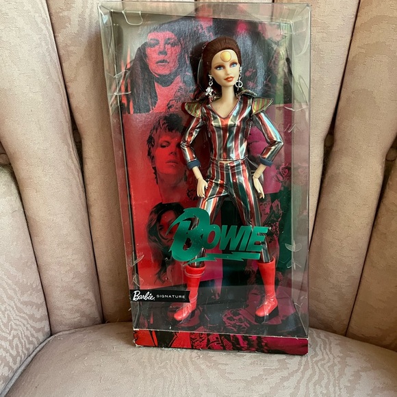 2019 David Bowie Ziggy Stardust Barbie doll
